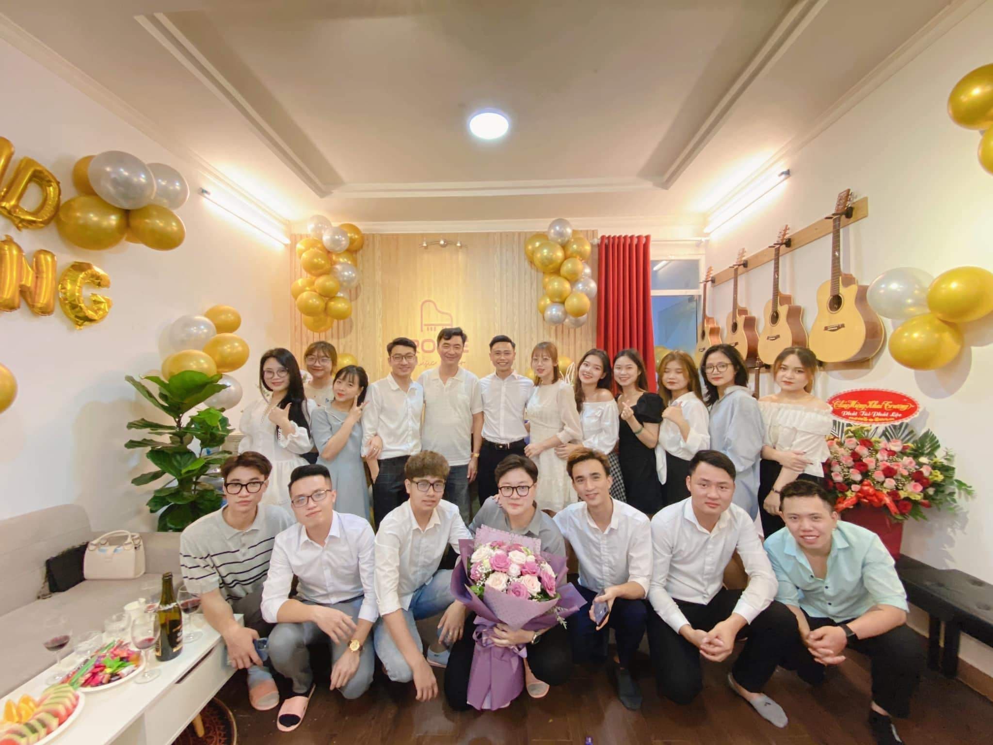 rosie-art-ve-chung-toi