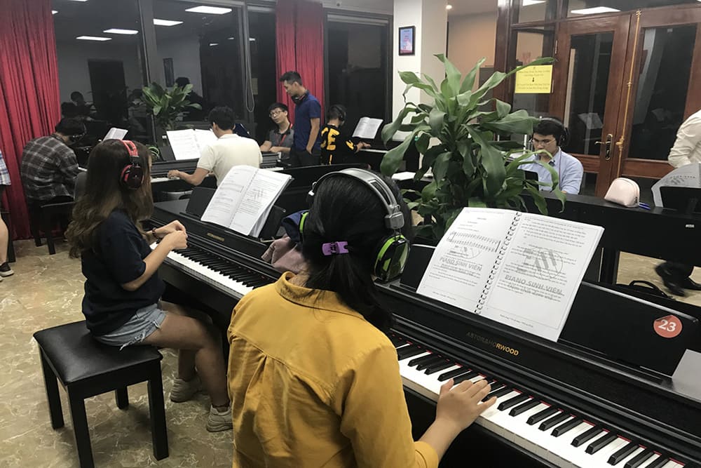 hoc-piano-cho-nguoi-lon-tai-ha-noi-4