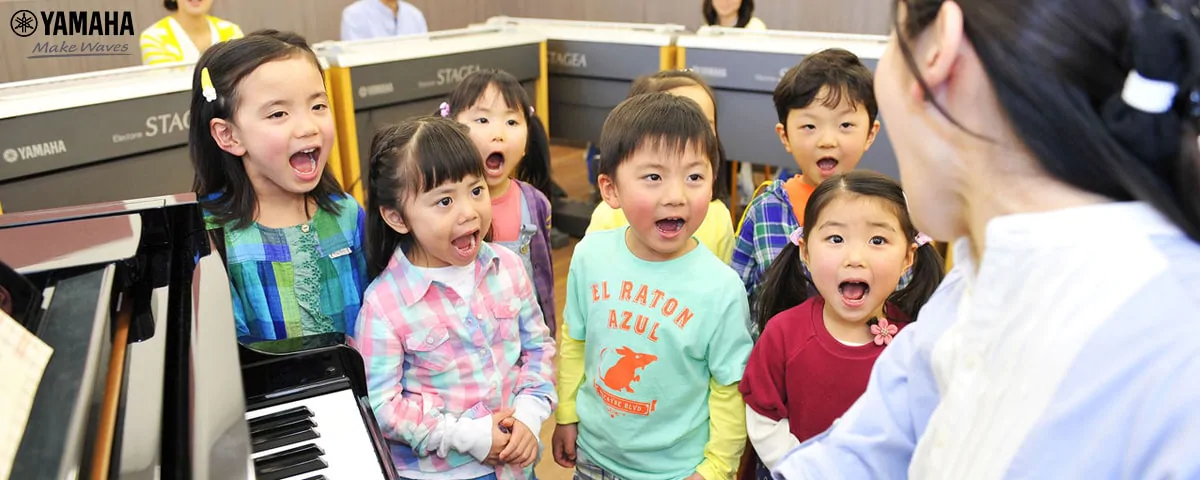 Lớp học thanh nhạc cho bé Từ 5 - 15 Tuổi tại Rosie 1 hoc-thanh-nhac-cho-be-1